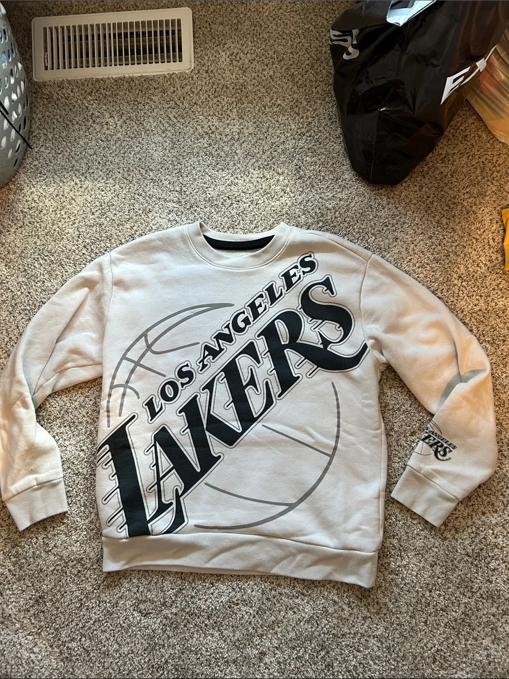 Men’s Hollister Los Angeles Lakers Sweatshirt